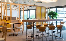 Hotel Ibis Styles Chalons En Champagne Centre À 3*